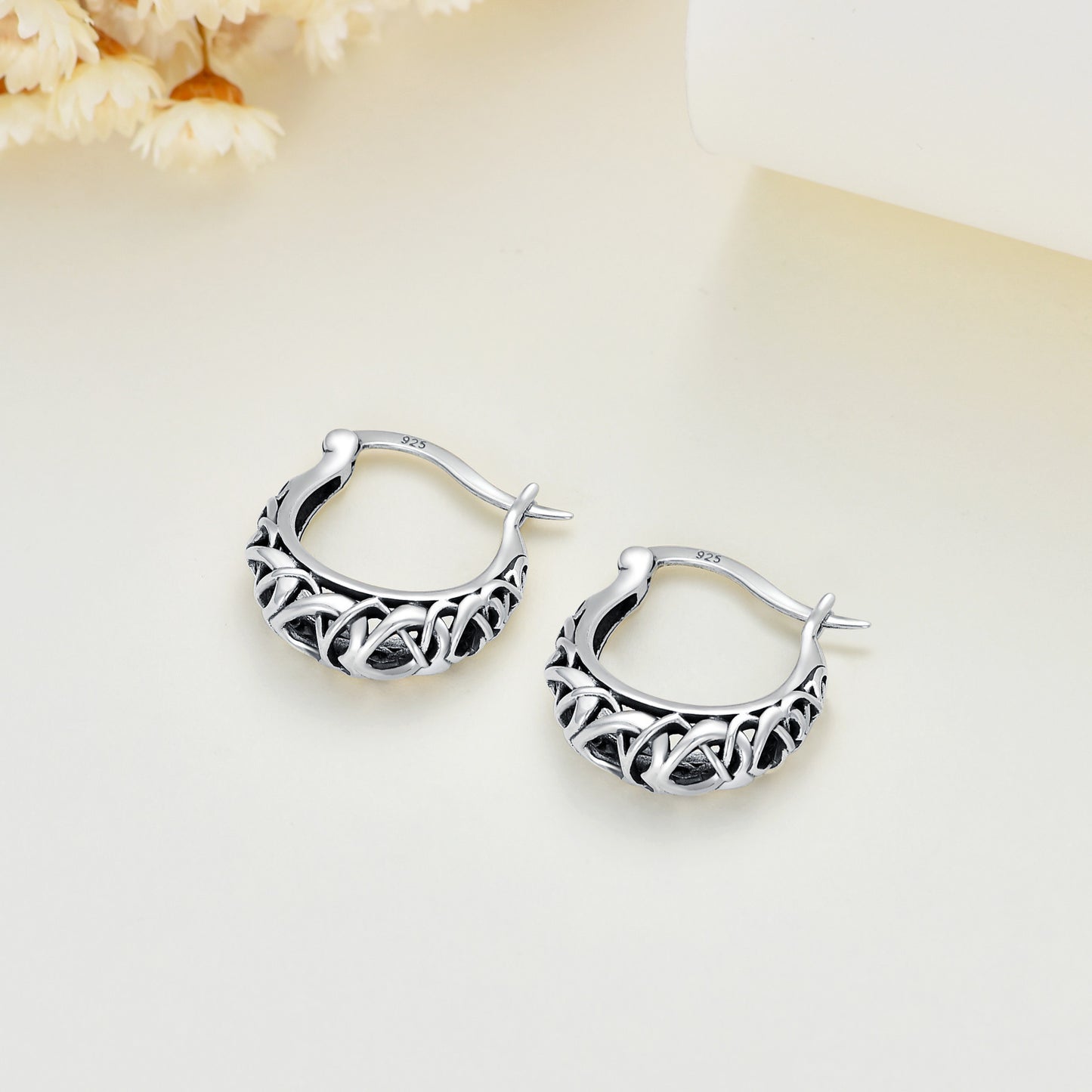 925 Sterling Silver Celtic Knot Vintage Hoop Earrings a56c42-cf